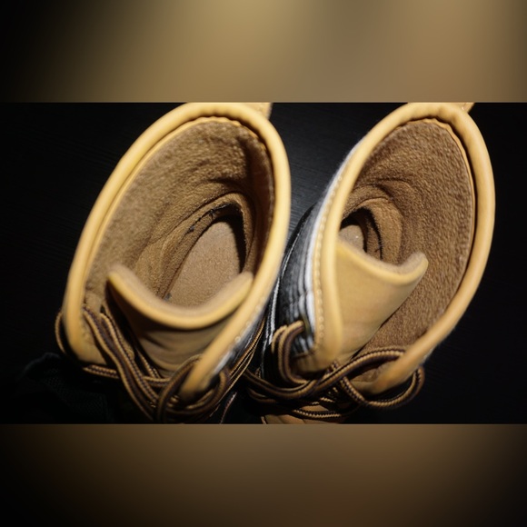 Women’s Duck Boots - Picture 8 of 8